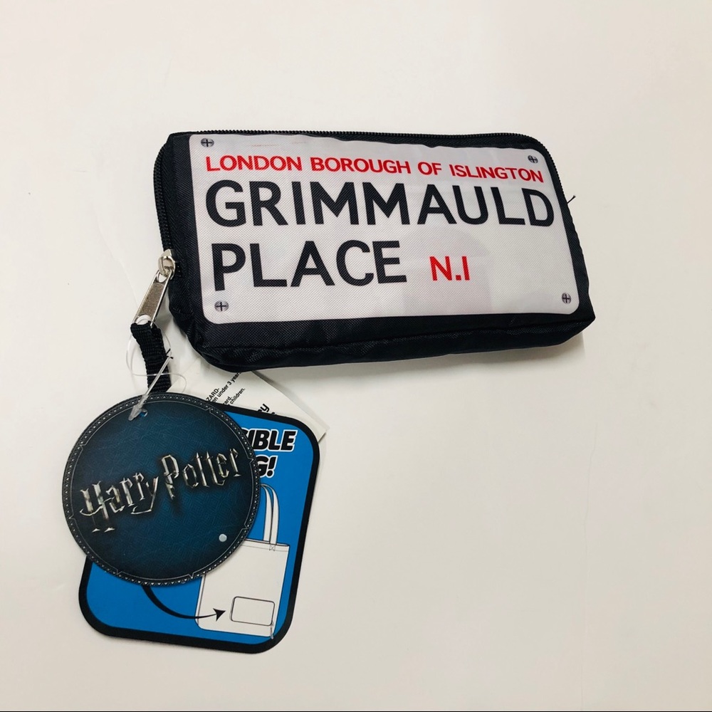 NWT Grimmauld Place collapsible tote HP